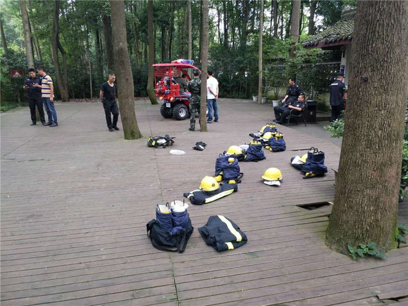 2018.9.20杜甫草堂采購移動細水霧 2018.9.20杜甫草堂采購移動細水霧