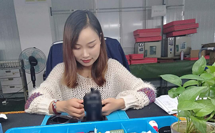 零件檢測中.jpg 零件檢測中.jpg