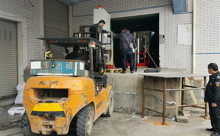 細(xì)水霧至貨運(yùn)平臺.jpg 細(xì)水霧至貨運(yùn)平臺.jpg