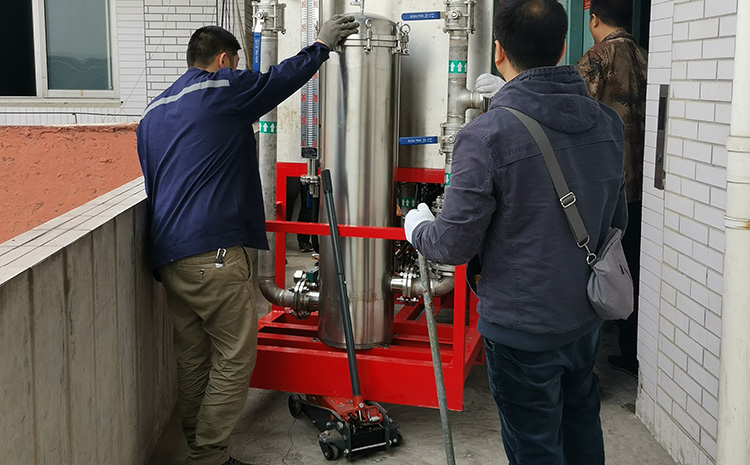 細(xì)水霧移出電梯.jpg 細(xì)水霧移出電梯.jpg