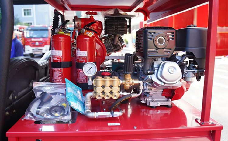 細水霧消防摩托車部件.jpg 細水霧消防摩托車部件.jpg