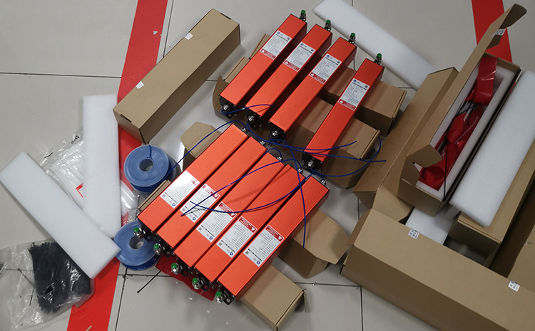 全氟己酮自動(dòng)滅火裝置.jpg 全氟己酮自動(dòng)滅火裝置.jpg