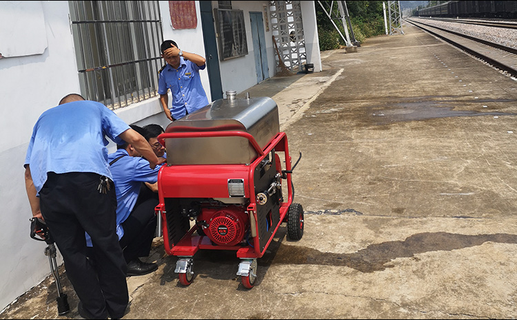 火車站細(xì)水霧.jpg 火車站細(xì)水霧.jpg