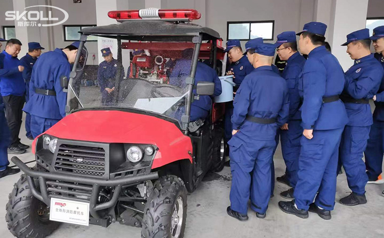 UTV450細(xì)水霧消防摩托車(加LOGo).jpg UTV450細(xì)水霧消防摩托車(加LOGo).jpg