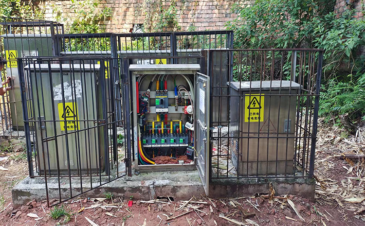 夜游三江配電箱.jpg 夜游三江配電箱.jpg