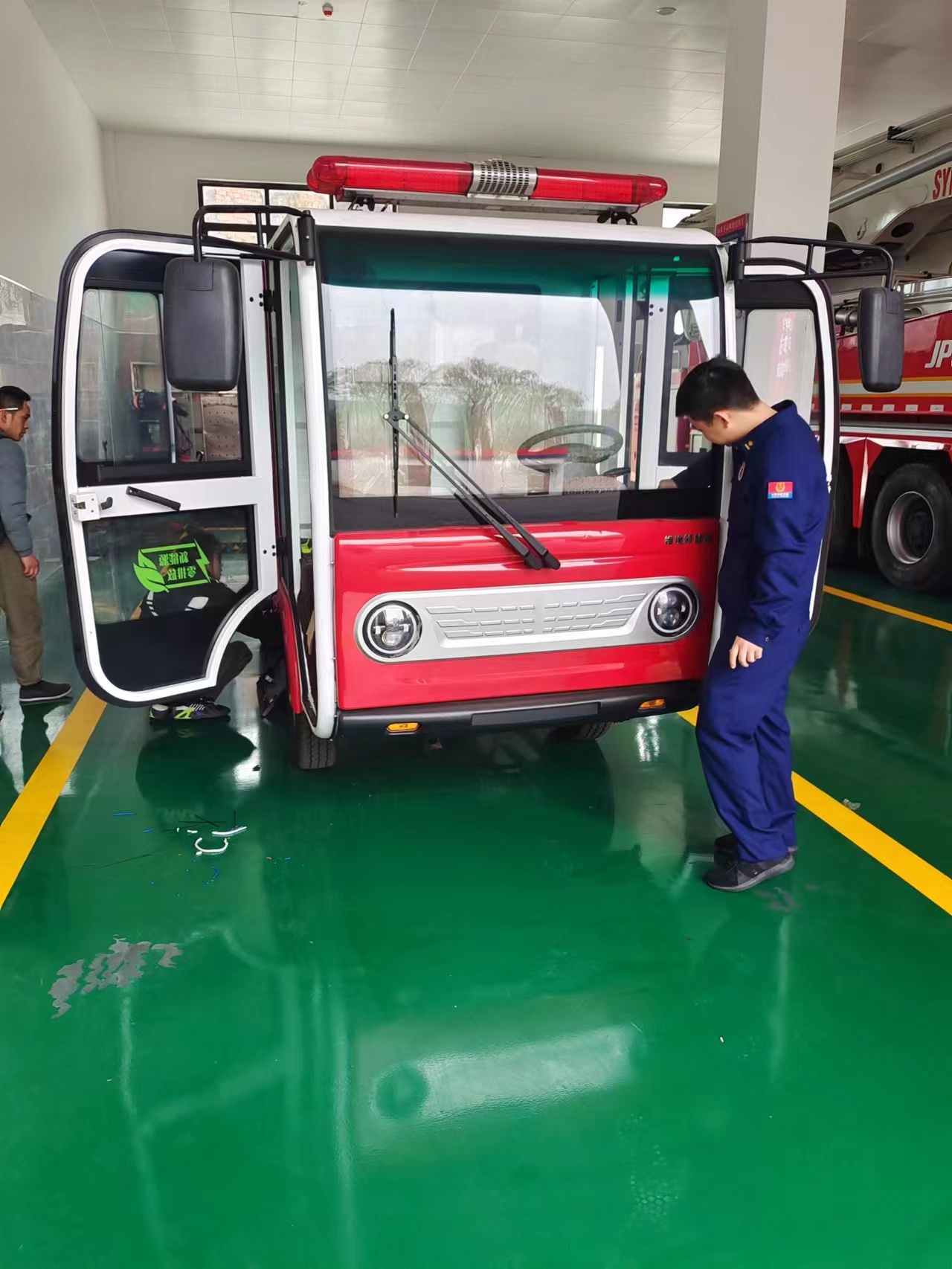 電動消防摩托車.jpg 電動消防摩托車.jpg